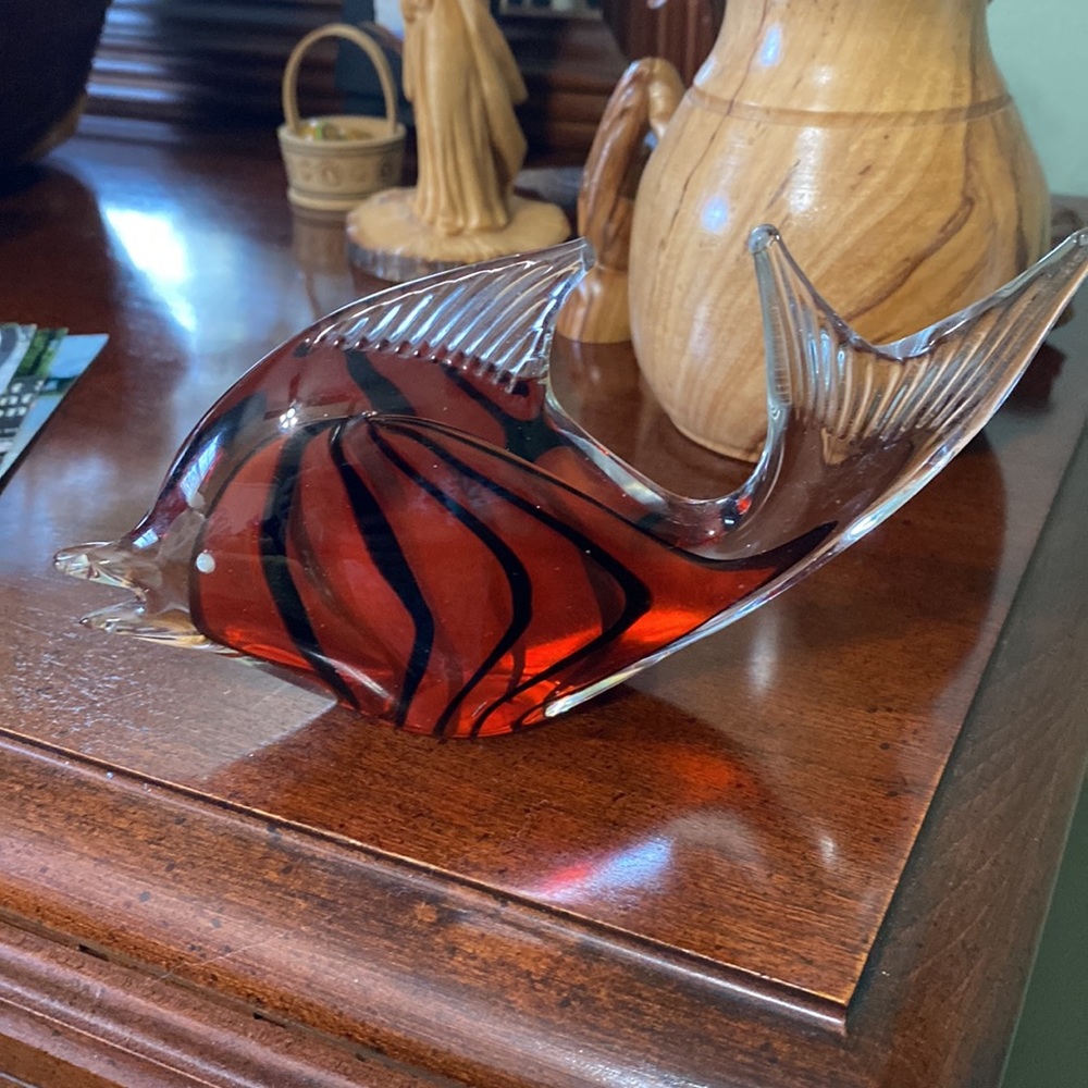 Brown and Black Glass Art Glass Tropical Fish Paperweight - Picture 2 of 3